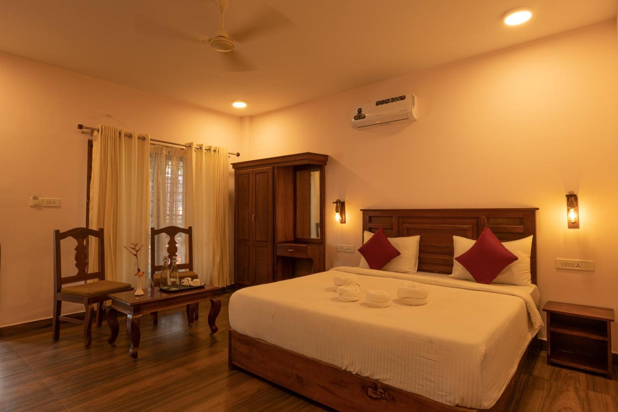 Avadale Thekkady - Stag Groups Not Allowed Екстериор снимка
