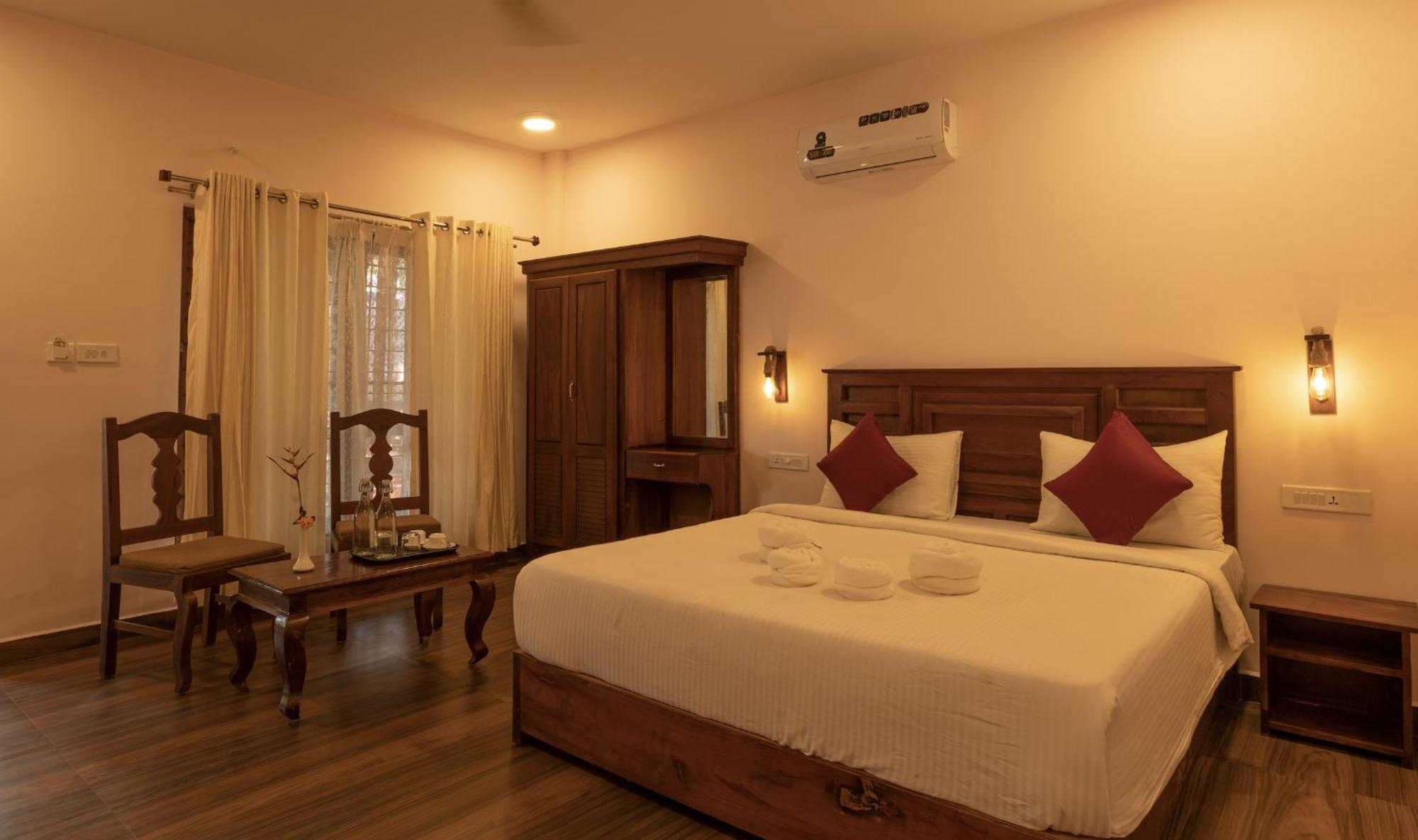 Avadale Thekkady - Stag Groups Not Allowed Екстериор снимка